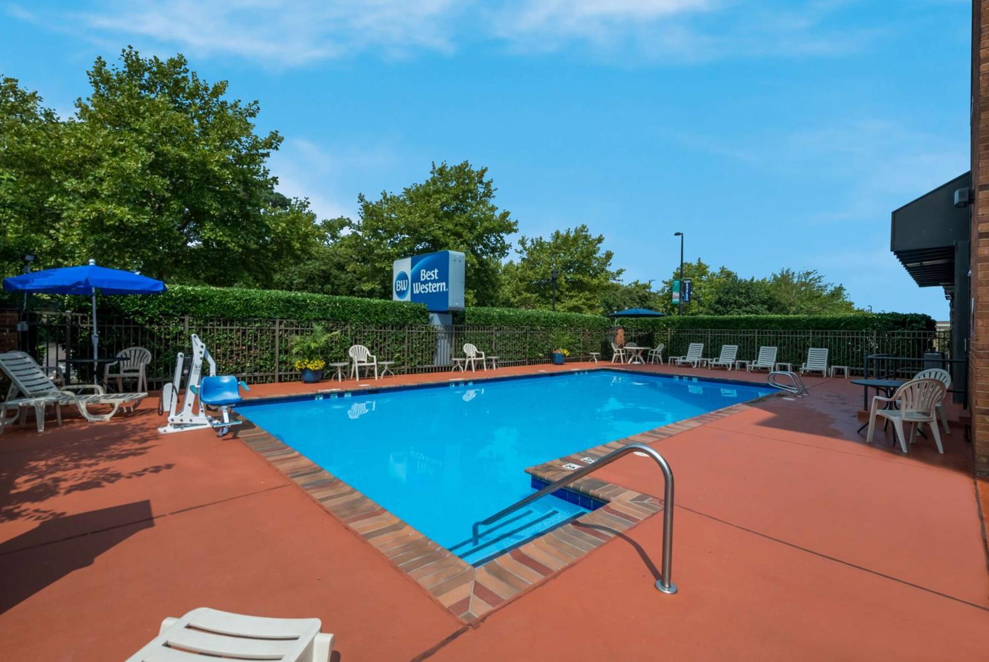 Western Coliseum Hotel 3*