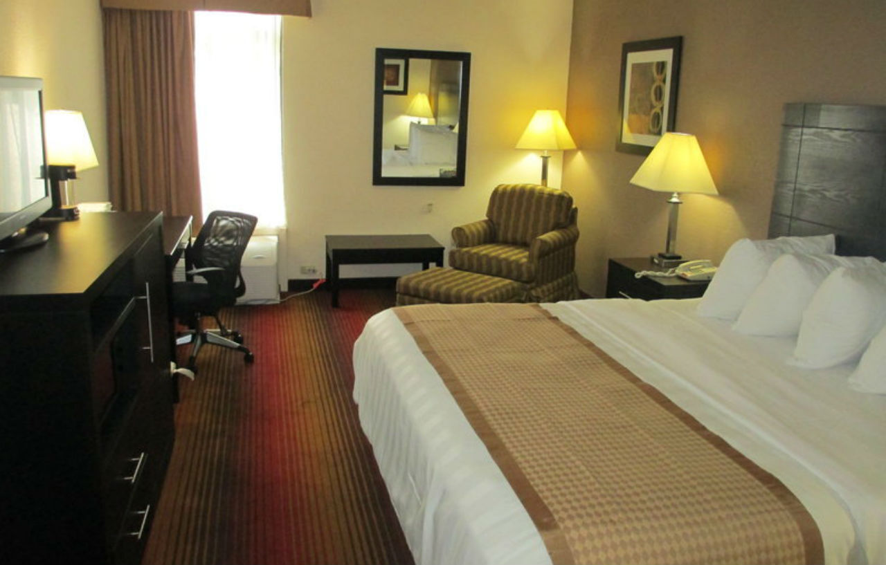Western Coliseum Hotel
